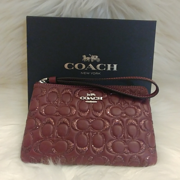 Coach Wine 🍷 Glitter Signature Wristlet - Picture 4 of 8